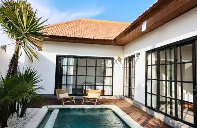 Charming 2-Bedroom Villa with Enclosed Living in Tumbak Bayuh - Yearly Rental