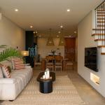 Stunning 2-Bedroom Modern Villa with Private Pool Overlooking Rice Fields in Canggu - Daily Rental