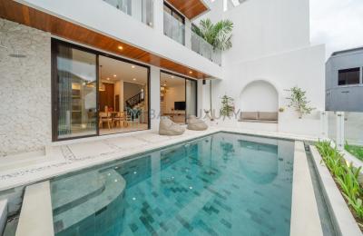 Luxury 3-Bedroom Modern Villa in Canggu with Private Pool Overlooking Rice Field and Rooftop Cinema - Monthly Rental