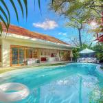 Charming 4-Bedroom Villa with Private Pool, Trees and a Generous Terrace in Canggu - Yearly Rental