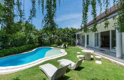 5-Bedroom Villa with Private Pool and Rooftop Terrace in Canggu - Monthly Rental