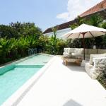 Luxury 5-Bedroom Villa with Private Pool and Rooftop Terrace in Canggu - Yearly Rental