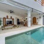 Modern 3 Bedrooms Villa with Private Pool and Rooftop Terrace in Tumbak Bayuh - Leasehold 30 Years