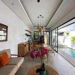 Cozy 2 Bedroom Villa with Private Pool in Tumbak Bayuh-Yearly Rental