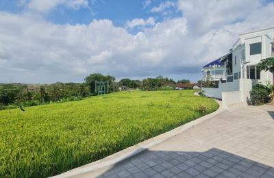 Cozy 1 Bedroom Villa With Private Pool located in Munggu- Leasehold 30 Years