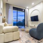 Luxury 1 Bedroom Apartment with Ocean View in Uluwatu - Monthly Rental