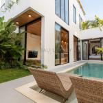 Luxurious 4-Bedroom Villa with Private Pool and Rooftop Terrace in Umalas - Yearly Rental