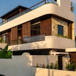 3-Bedroom Modern Villa with Private Pool and Spacious Rooftop Terrace in Canggu - Leasehold