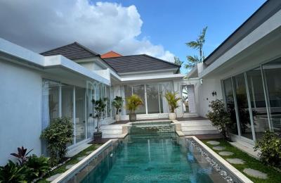 Spacious 3-Bedroom Unfurnished Villa with Private Pool in Pererenan - Yearly Rental