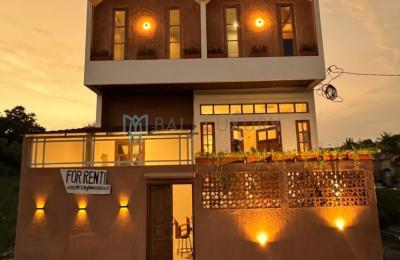 Charming 4-Bedroom Villa with Private Pool in Kedungu - Monthly Rental