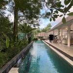 Spacious 3-Bedroom Villa with Private Pool Overlooking the River - Leasehold