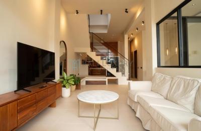 Stylish 2-Bedroom House with Dedicated Workspace in Canggu - Monthly Rental
